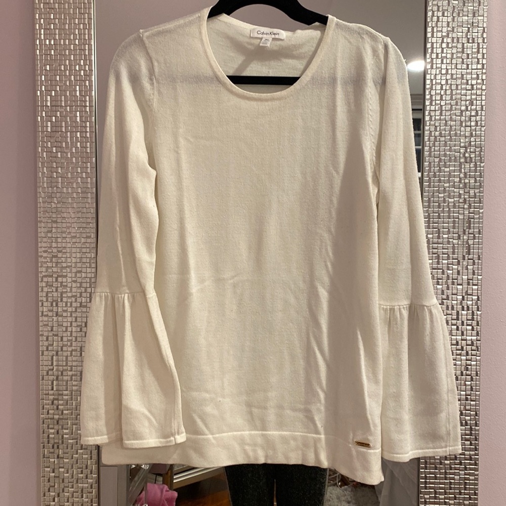 Bell Sleeve Knit